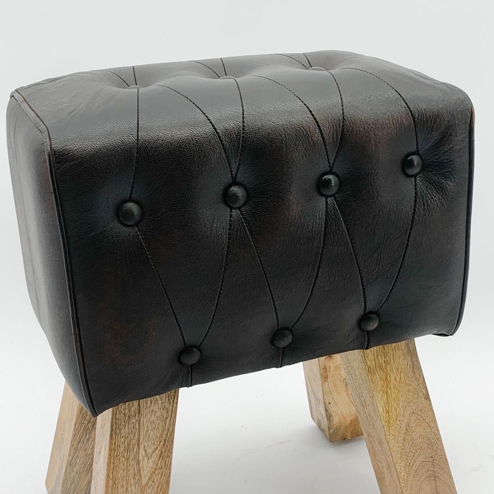 50CM LEATHER FOOTSTOOL WITH BUTTONS - SILVIONIX