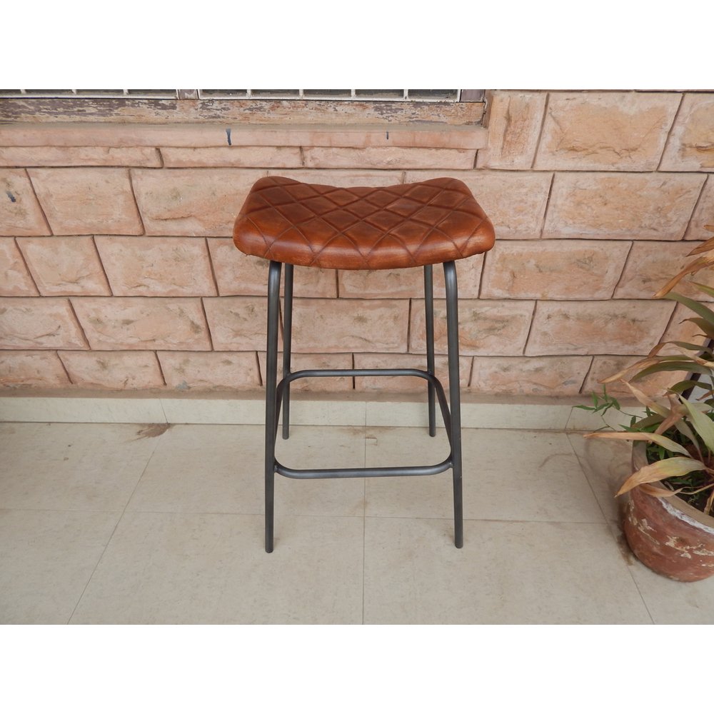 78CM LEATHER STOOL - SILVIONIX