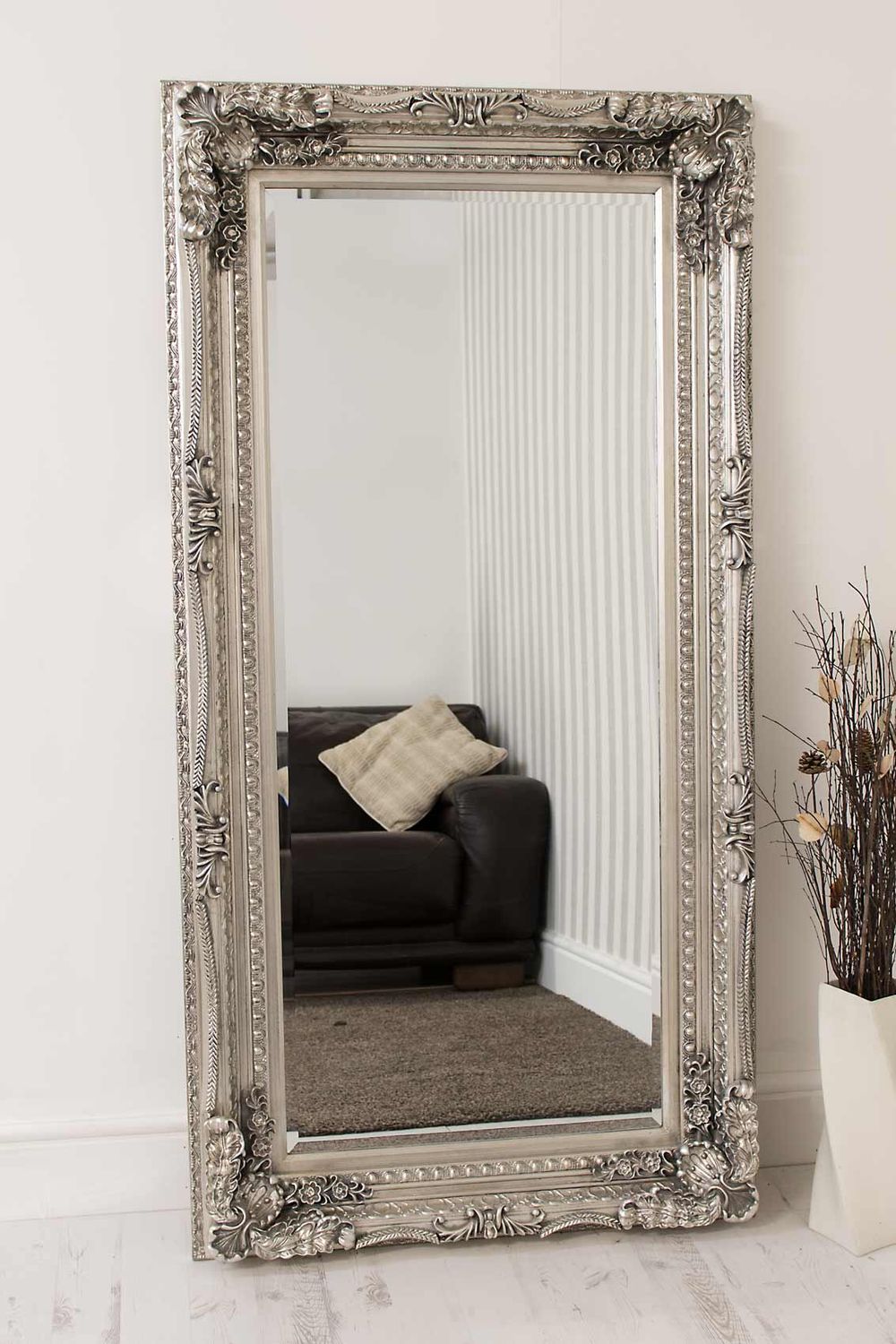 Carved Louis Wall Mirror - SILVIONIX