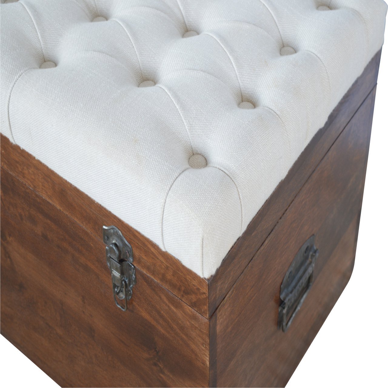 White Linen Storage Trunk - SILVIONIX